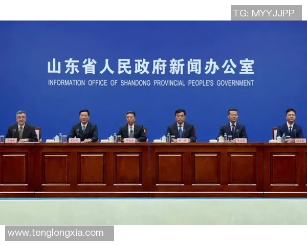 那不勒斯市政府启动城市清洁行动，结果获得当地居民好评